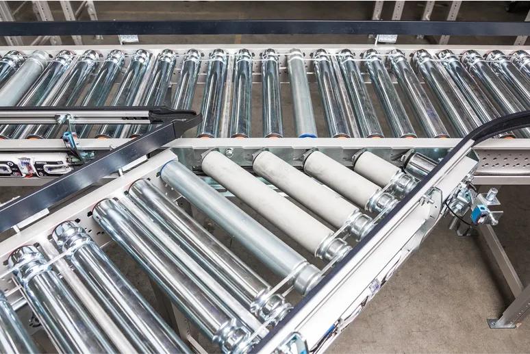 Stainless-Steel Roller Conveyor — Packing Conveyors